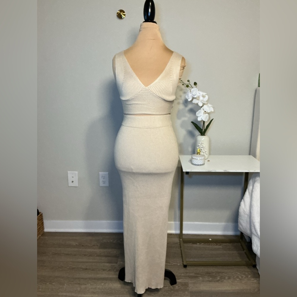 Sincerely Jules Elegant Cream Ribbed Two-Piece Set